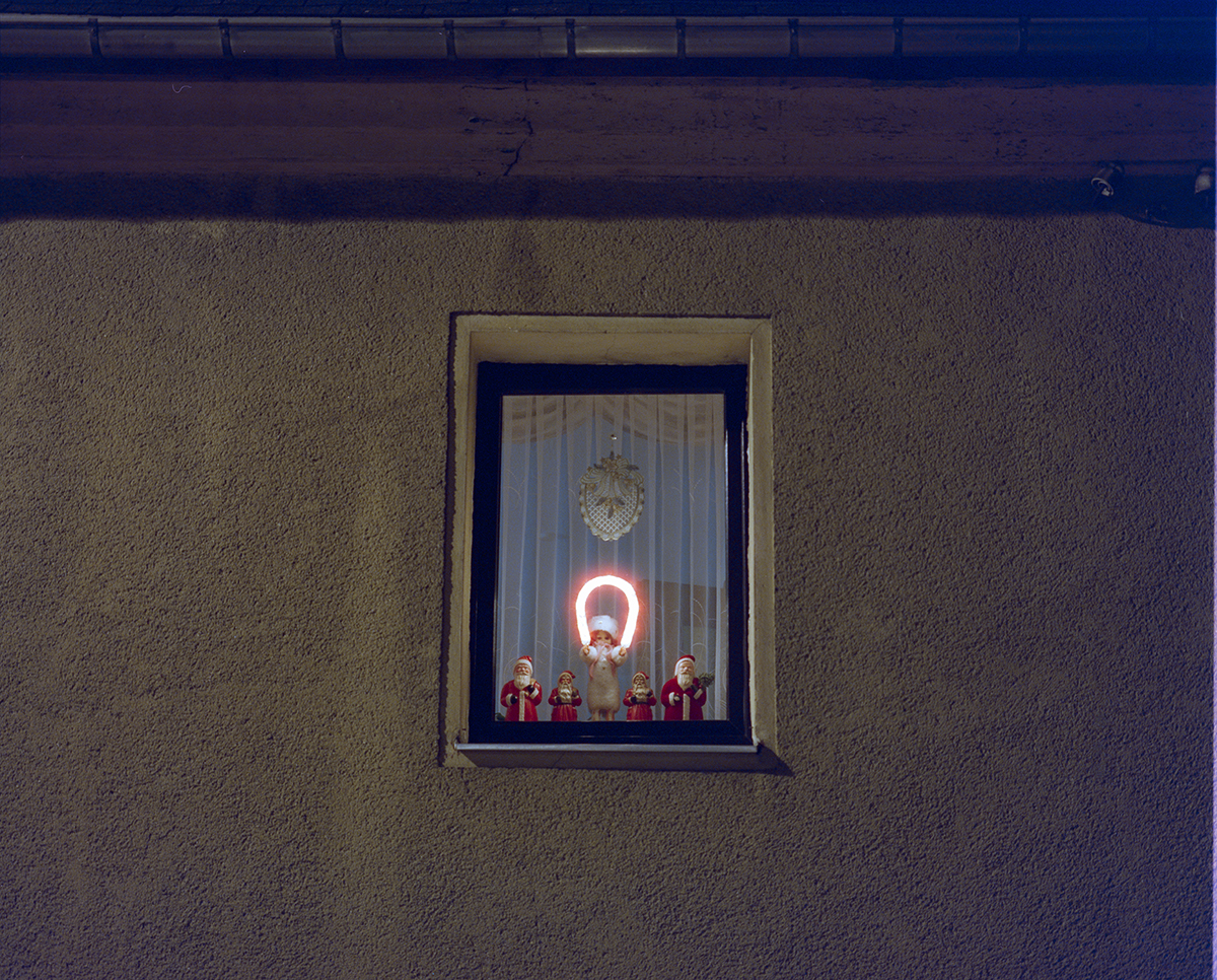 <p>2014/2020<br />
Cataloguing of illuminations in windows</p>
